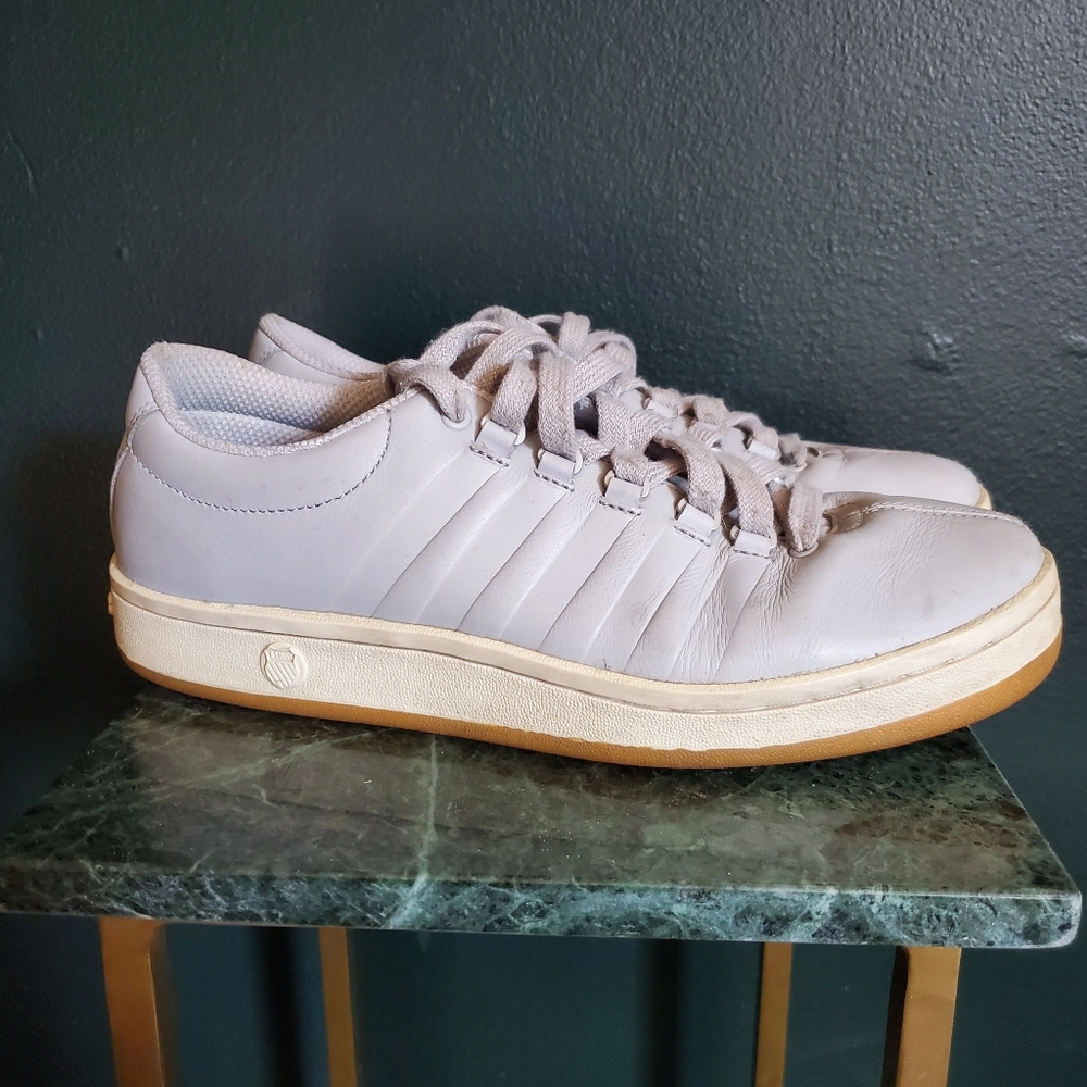 Retro K-Swiss Gray Minimalist Sneakers
